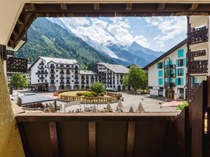 23707498-Appartement-3-Chamonix-Mont-Blanc-300x225-1