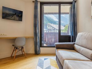 23707498-Appartement-3-Chamonix-Mont-Blanc-300x225-4