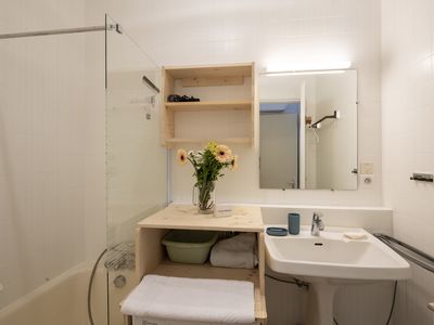 Badezimmer mit Badewanne