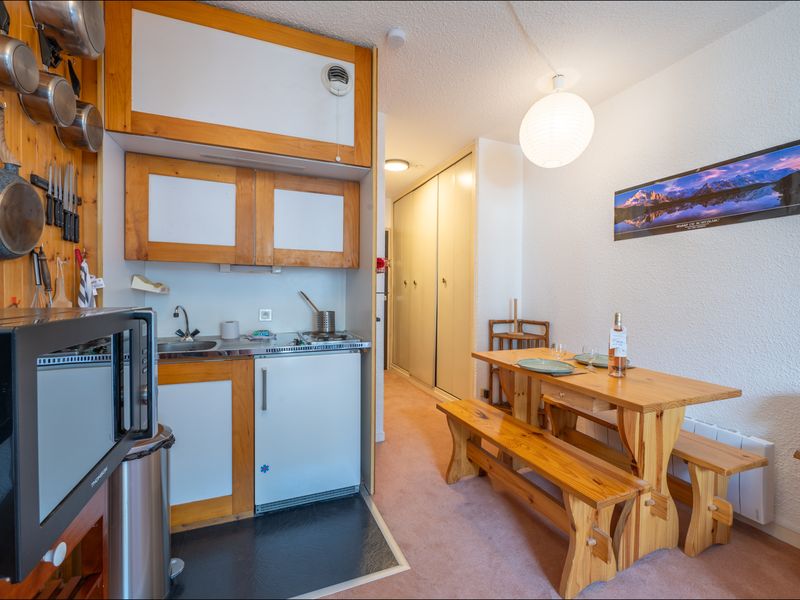 23708664-Appartement-2-Chamonix-Mont-Blanc-800x600-1