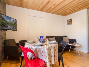 23706345-Appartement-4-Chamonix-Mont-Blanc-300x225-5