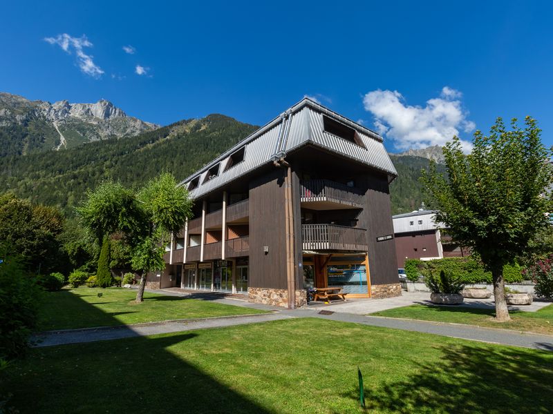 23706541-Appartement-2-Chamonix-Mont-Blanc-800x600-0