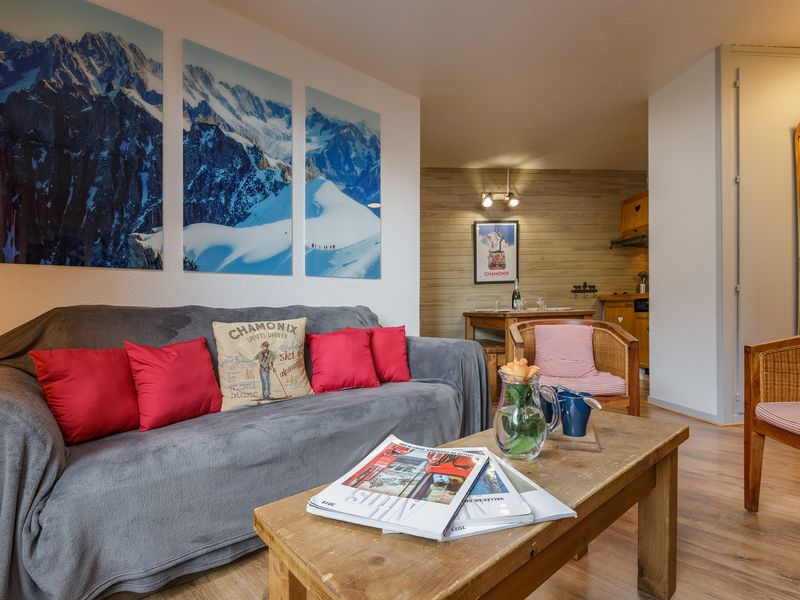 23707022-Appartement-5-Chamonix-Mont-Blanc-800x600-2