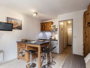 23708461-Appartement-4-Chamonix-Mont-Blanc-300x225-4