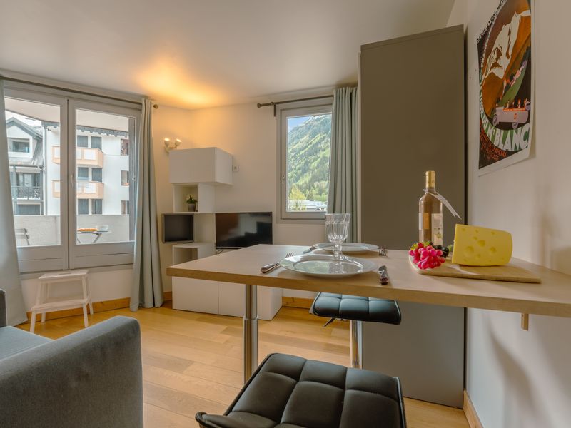 24015377-Appartement-2-Chamonix-Mont-Blanc-800x600-0