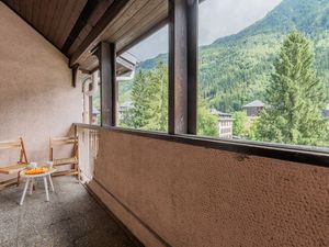 24049486-Appartement-6-Chamonix-Mont-Blanc-300x225-1