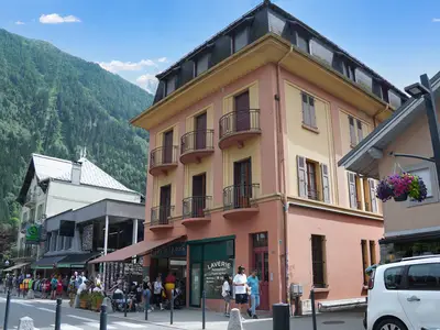 Gebäude
