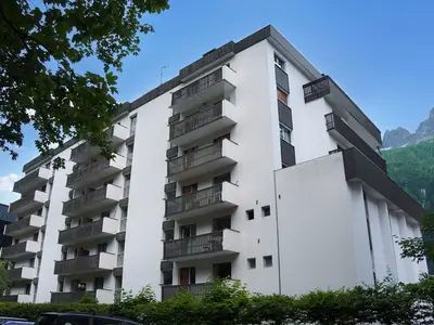 Gebäude