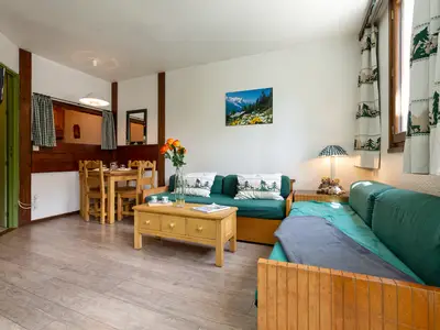 Zwei Einzelschlafsofas