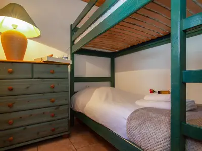 Drittes kleines Schlafzimmer mit Etagenbetten