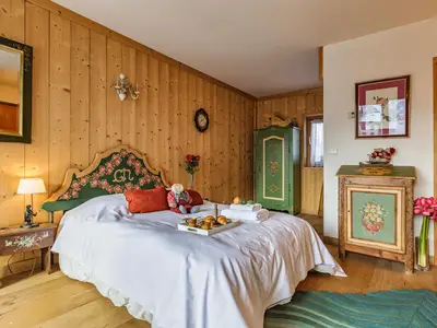 Doppelschlafzimmer mit eigenem Bad und Balkon