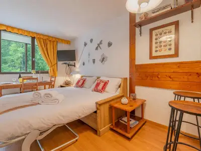 Schlafsofa (Schlafbereich für Studio)