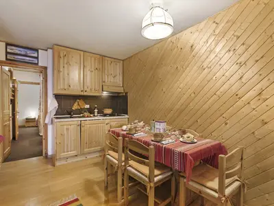 Küche und Essbereich