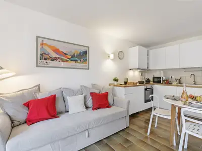 Schlafsofa (Schlafbereich für Studio)