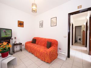 24039088-Appartement-4-Colonno-300x225-3