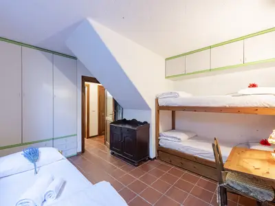 Zweites Schlafzimmer