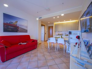 23706300-Appartement-4-Desenzano Del Garda-300x225-2