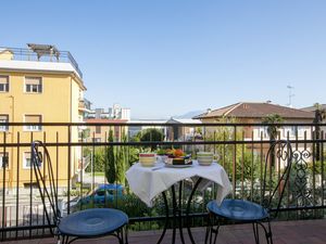 23706578-Appartement-5-Desenzano Del Garda-300x225-1