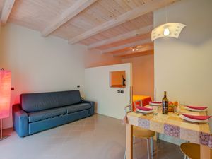 23707268-Appartement-4-Desenzano Del Garda-300x225-2
