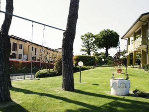 24030555-Appartement-5-Desenzano Del Garda-300x225-1