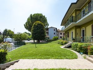 24030555-Appartement-5-Desenzano Del Garda-300x225-4