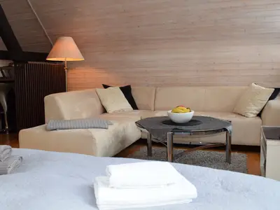 Photo, INSIDE, OUTSIDE