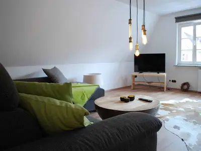 WHG Wächtersturm:Wohnzimmer mit Flachbildschirm