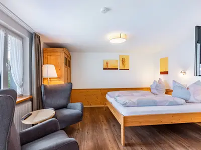 Photo, INSIDE, OUTSIDE