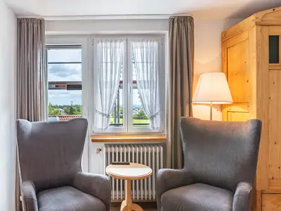 Photo, INSIDE, OUTSIDE