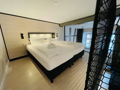 2. Schlafzimmer im Obergeschoss