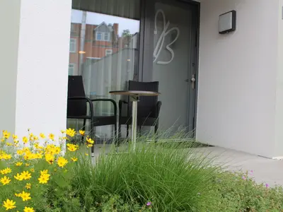 Aussenansicht mit Terrasse Beispiel