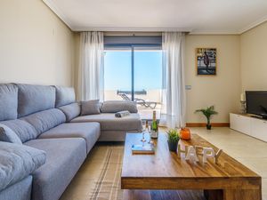 23707536-Appartement-4-Estepona-300x225-5