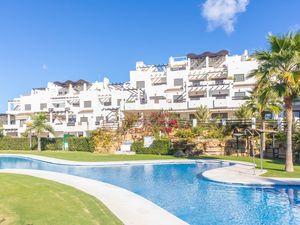 23708683-Appartement-6-Estepona-300x225-2