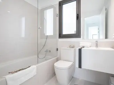 Zweites Badezimmer.