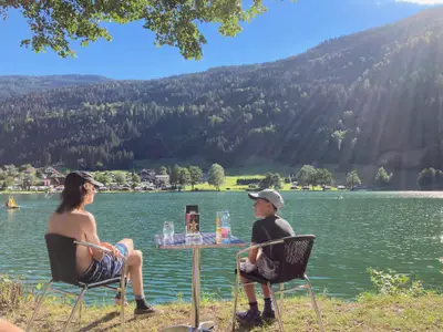 Terrasse am See, Aussicht Bergen