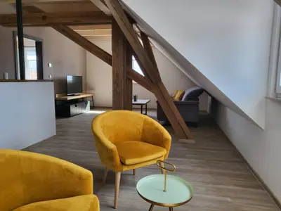 Galerie mit Fernseher 2. OG