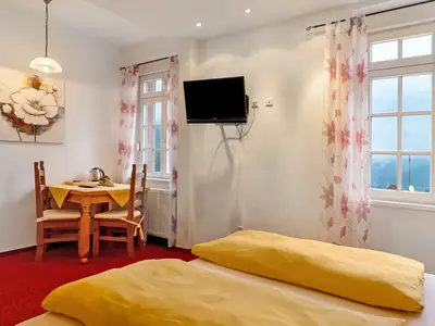 Photo, INSIDE, OUTSIDE