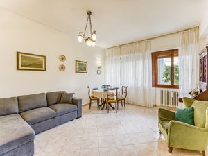 23708401-Appartement-6-Forte Dei Marmi-300x225-1