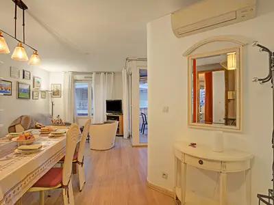 Wohn- und Esszimmer