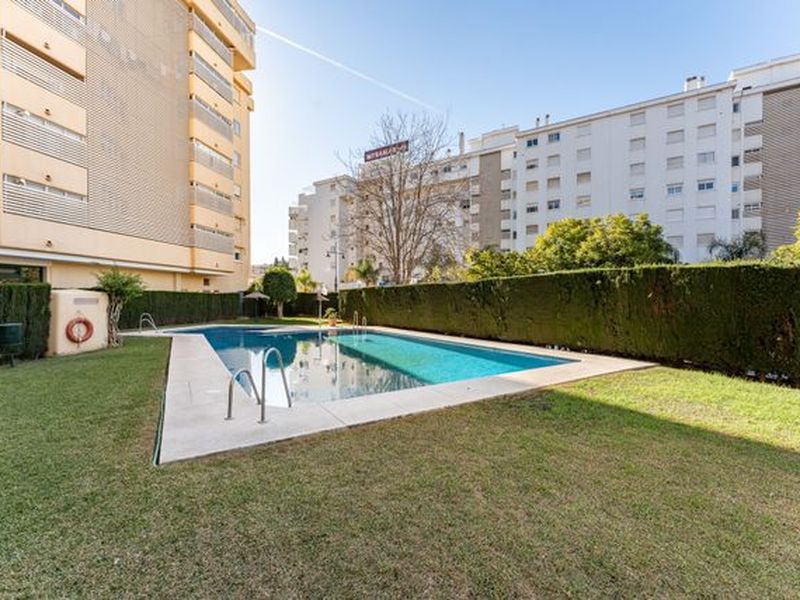 24017776-Appartement-4-Fuengirola-800x600-0