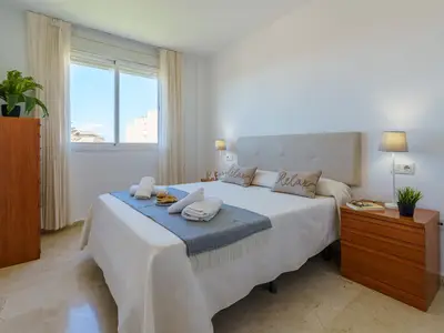 Schlafzimmer mit Doppelbett