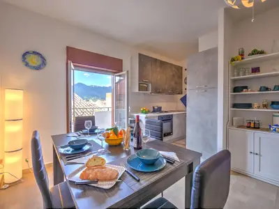 Küche und Essbereich