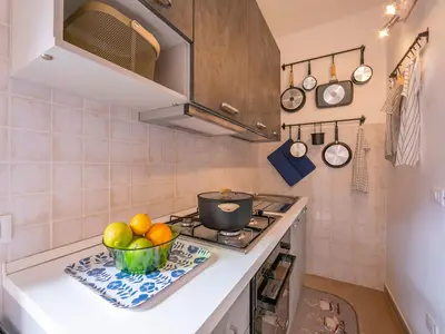 Küche komplett mit Zubehör