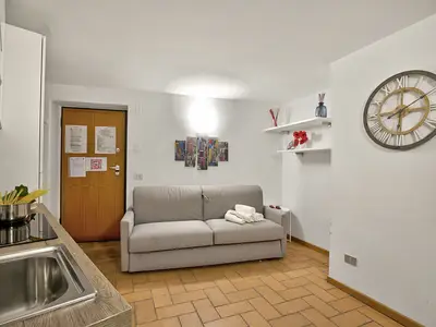 Schlafsofa (Schlafbereich für Studio)