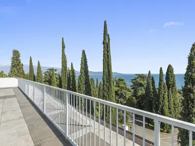 Gemeinschaftsbereich (Flure, Halle)