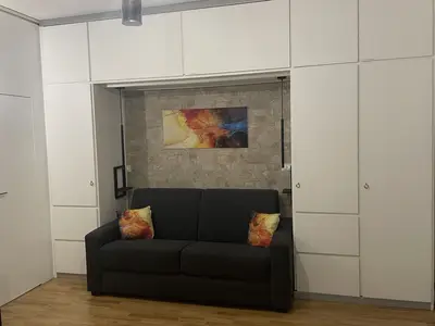 Schlafsofa (Schlafbereich für Studio)