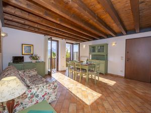 23706594-Appartement-6-Gargnano-300x225-1