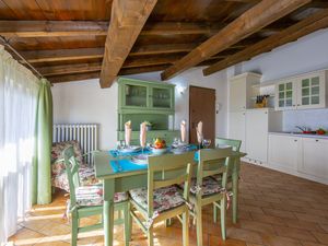 23706660-Appartement-6-Gargnano-300x225-4