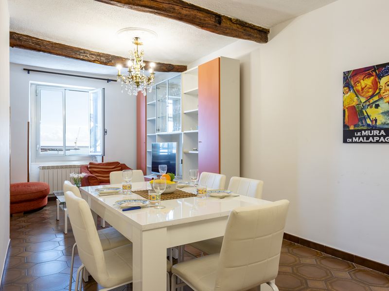 23974604-Appartement-4-Genua-800x600-2