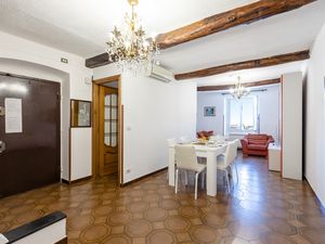 23974604-Appartement-4-Genua-300x225-5